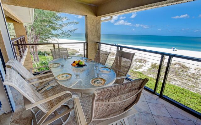 Coastal Sunset of Sunset Cove Apartment 3