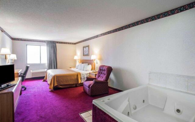 Quality Inn & Suites Caseyville - St. Louis