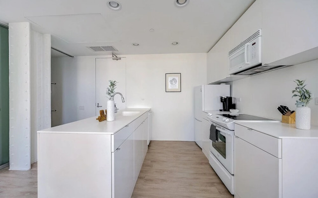 FRONTDESK Lofts at 629 Euclid Downtown Cleveland