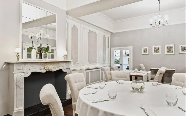 Schanel Residence
