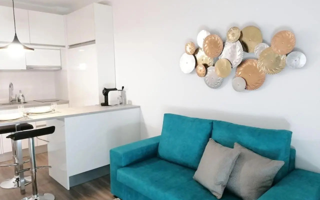 Window Garden Apartment