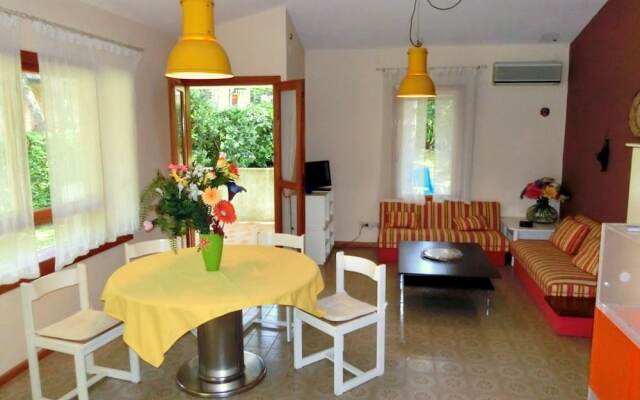 Lignano Riviera con 3 camere e giardino