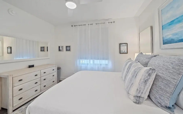 Sunsets At The Strand 1 Bedroom Condo