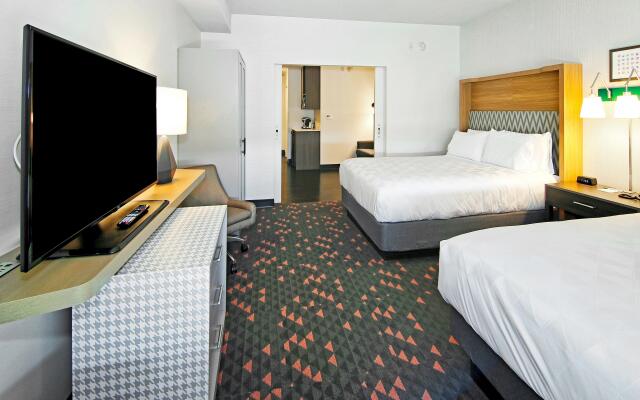 Holiday Inn Hotel & Suites Calgary Airport North, an IHG Hotel