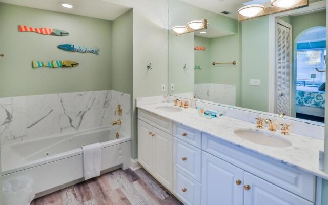 Ibis At The Sanctuary A302