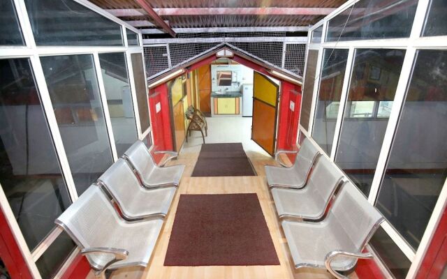 OYO 12241 Home 2RK Shoghi