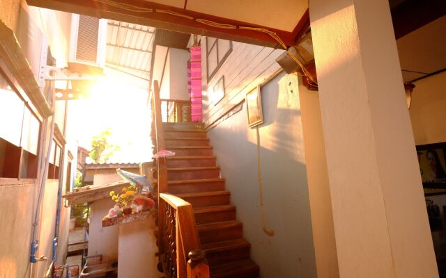 Leo Park Guest House