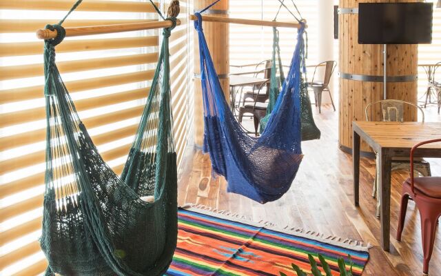 365BASE outdoor hostel