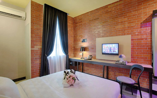 the youniQ Hotel