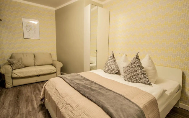 Old Town Rybna Apt by Ruterra