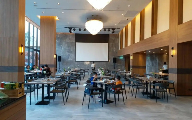 The Teak Hotel (SHA Extra Plus)