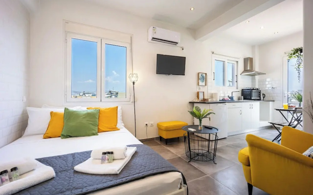 Chic Studio in Gazi Walk to Acropolis