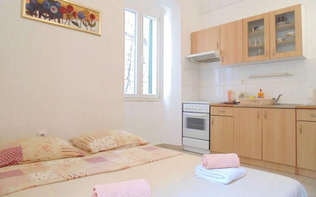 Apartments and Rooms Djanovic