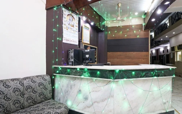 Hotel Anuradha Palace