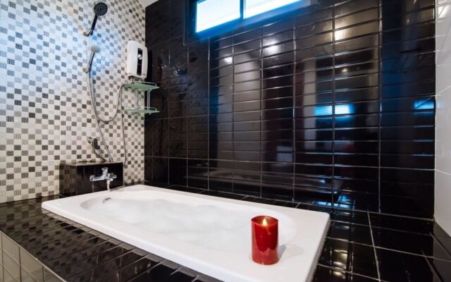 Picha Valley Pool Villa