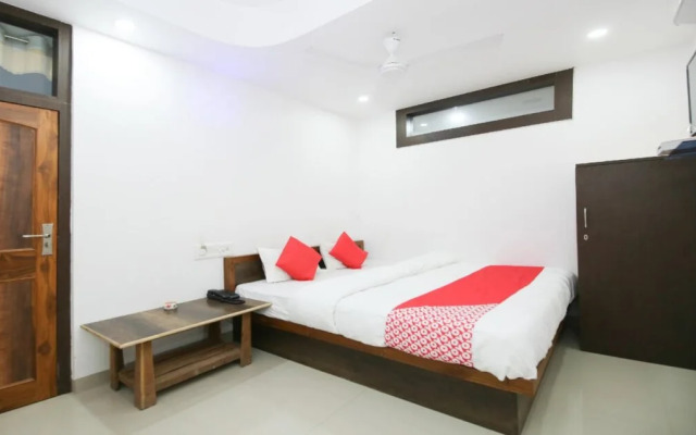 Hotel Tushar Palace By OYO Rooms