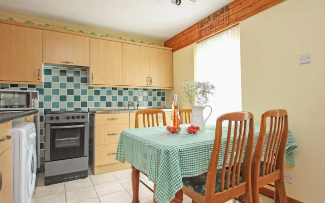 4 Manorcombe