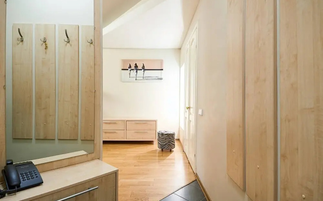 Home-Hotel Mechnikova 7