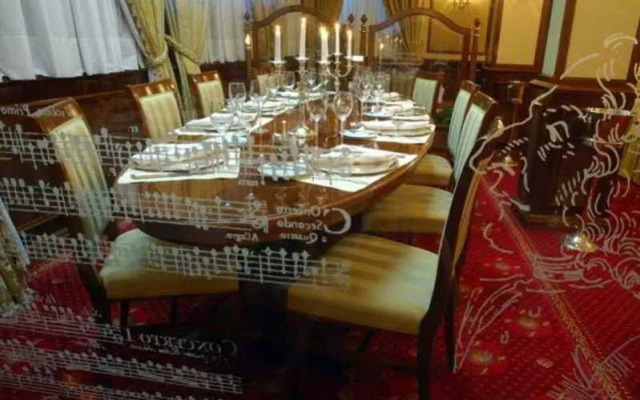 Hotel President