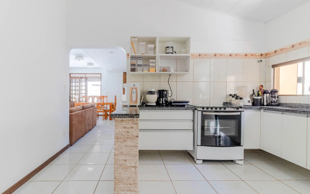 GB58 Ótima Casa 5 Quartos - 170m da Praia