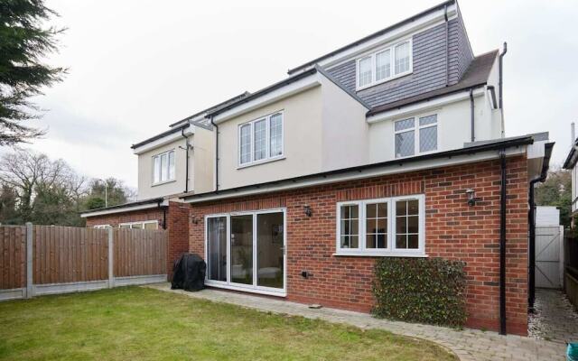 The Redbridge Sanctuary - Spacious 3bdr House With Garden