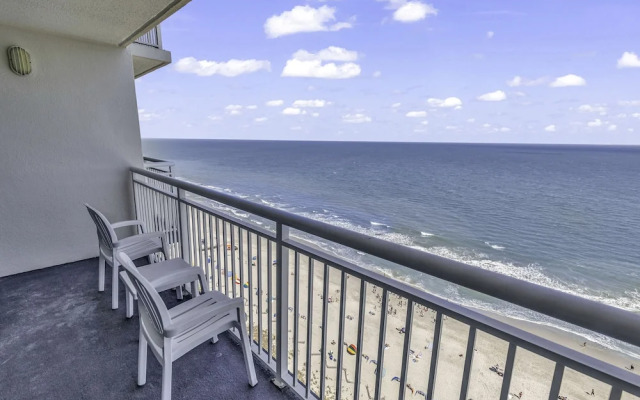 Carolinian Resort 2032