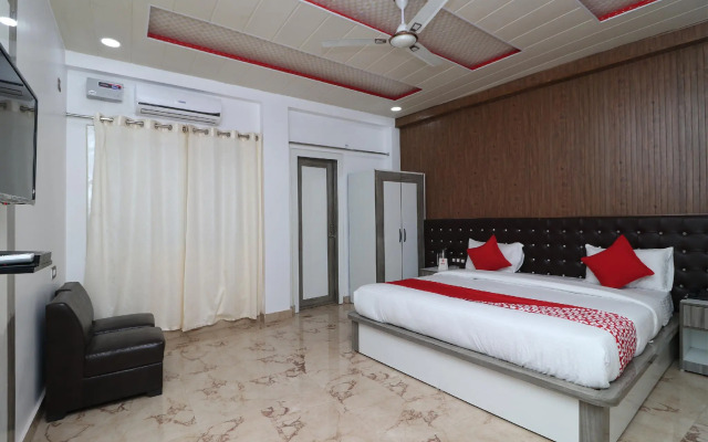 OYO 13722 hotel walnut inn