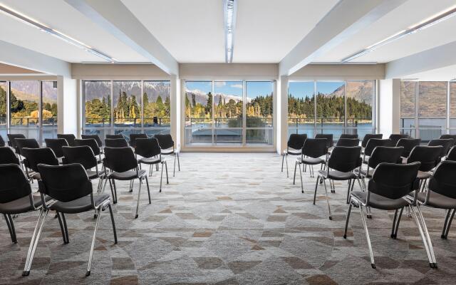 Crowne Plaza Hotel Queenstown by IHG