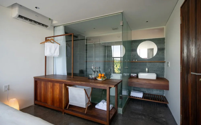 Scarlet Pavilion Homestay