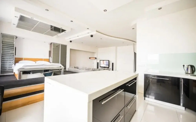 KievApts Gorkogo 72