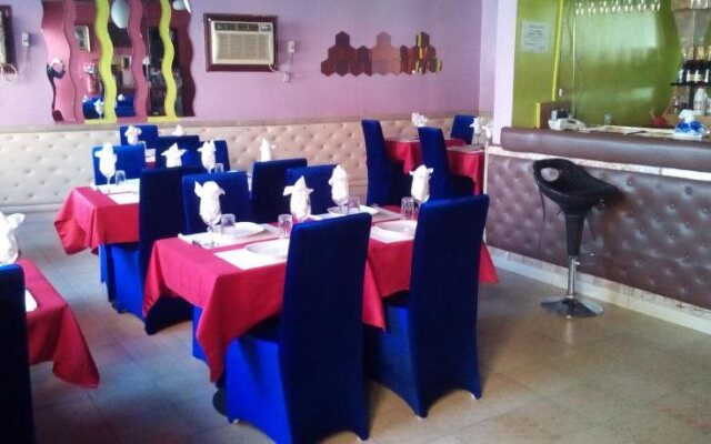 Zambezi Inn Hotel