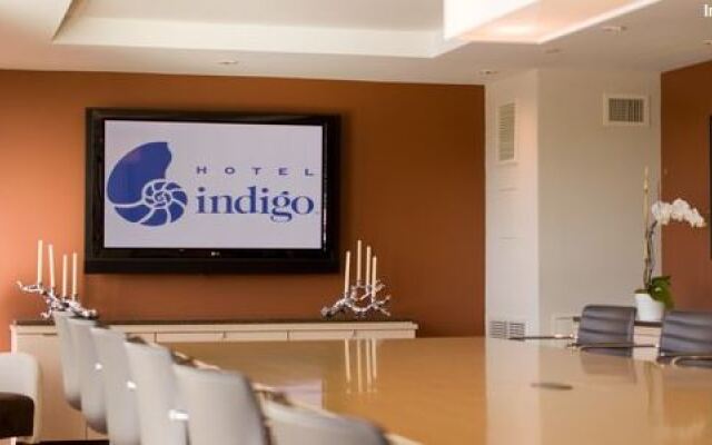 Hotel Indigo Boston - Newton Riverside