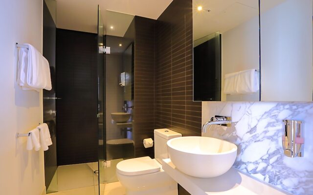 Flinders Street Apartments