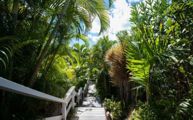 Dream Villa Pointe Milou-2001
