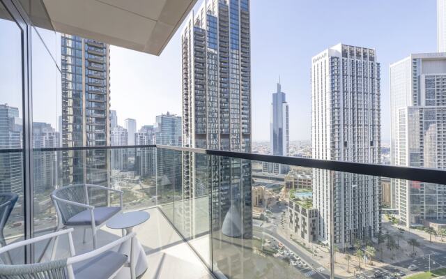 Act One Tower 2BR Luxury Apartment