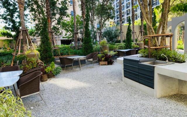 คอนโดน่าอยู่และเงียบสงบใจกลางหัวหินติดทะเล300เมตร La Casita Condo