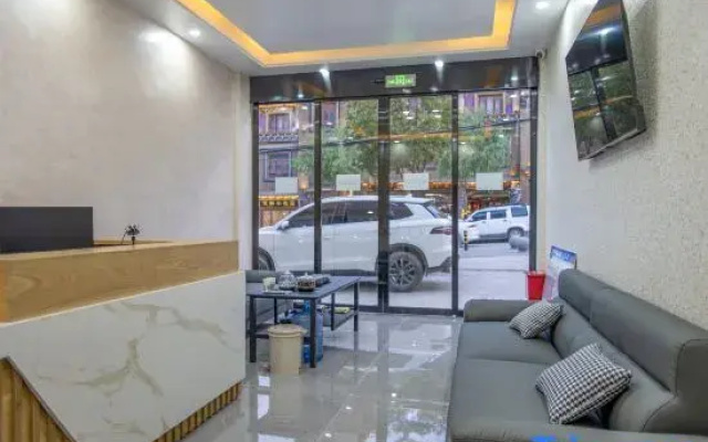 Yunmeng Oxygen Supply Hotel