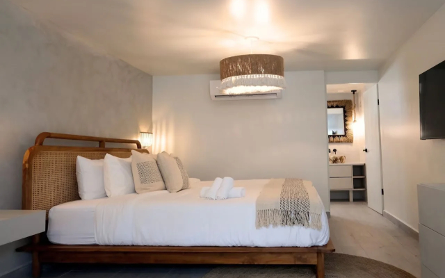 Bali Hotel Adults Only Isla Verde, a Trademark by Wyndham