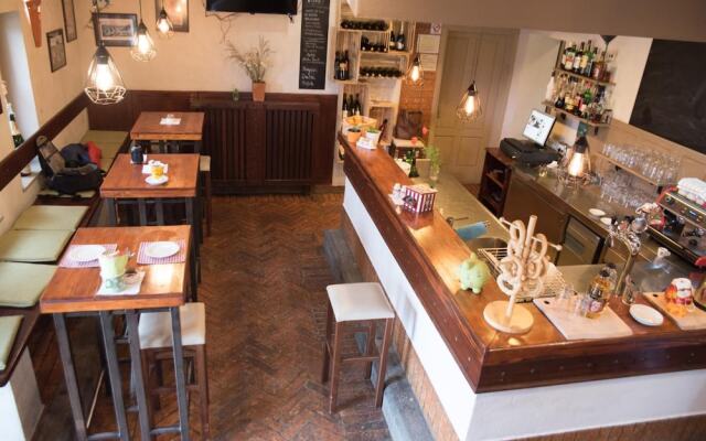 Bed & Breakfast Dvorec