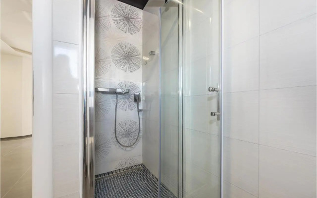 Three-Bedroom Holiday Home in Brodarica