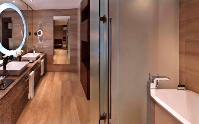Fairmont Bab Al Bahr Hotel