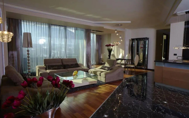 Emirates Apart Residence