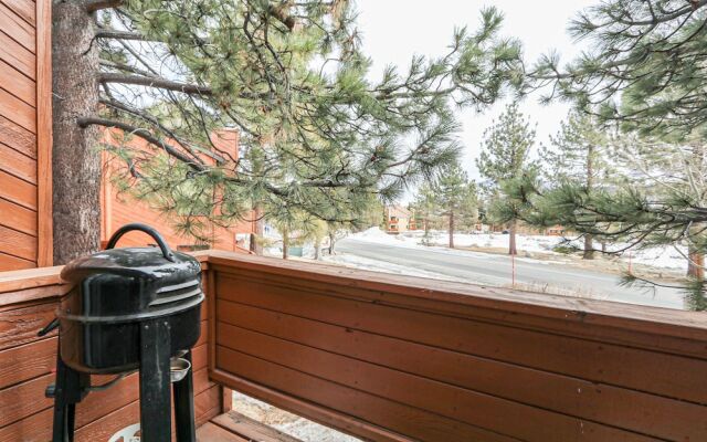 Snowflower 3 Remodeled and Modern, Private Washer Dryer with Fireplace by RedAwning