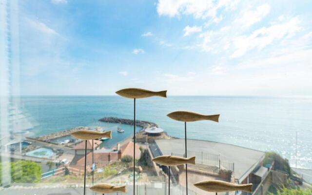 Stunning sea views Ventnor Apartment