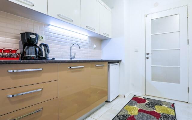 2 1 Modern Flat With Balcony in Tuzla