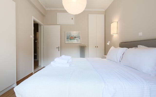 Chic Flat at Kolonaki in Heart of Athens