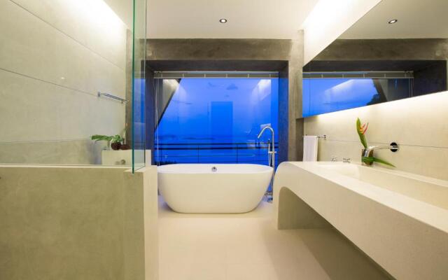Villa Moonshadow