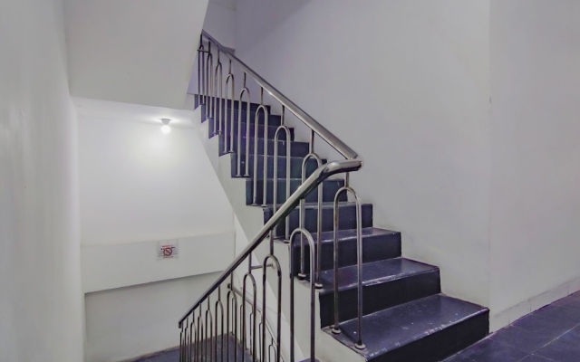 Oyo 89994 Kartini House