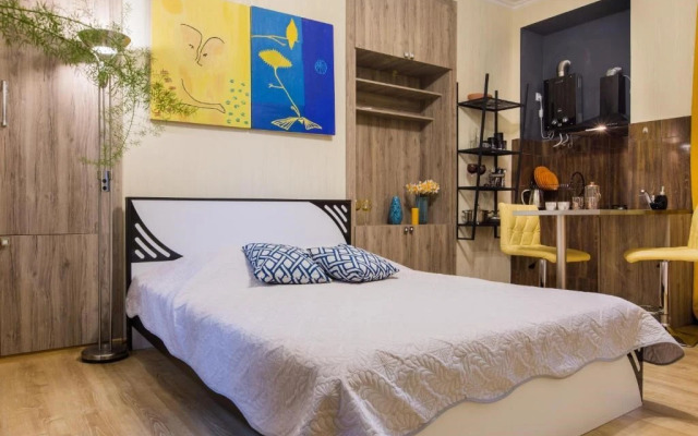 3 Min to Rustaveli Avenue