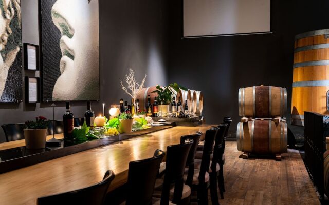 Castrum Wine Relais